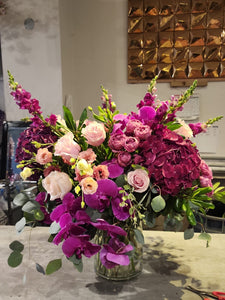 GIF Signature Vase Arrangement