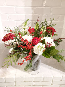 Holiday Designer's Choice Vase Arrangment