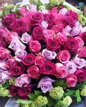 Load image into Gallery viewer, Ultimate Mixed-Colored Rose Bouquet
